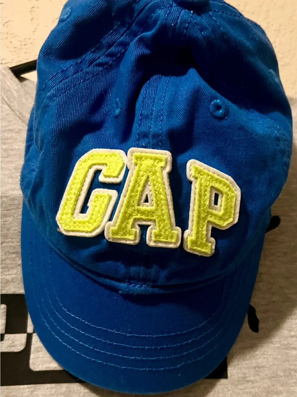 GAP Newborn/Toddler  54 cm stretch band Cap